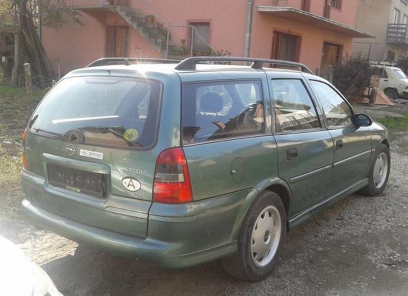 Opel-Vectra--99