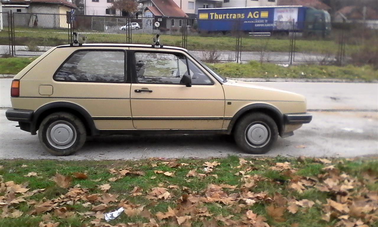 VW-Golf-2-1-6--86