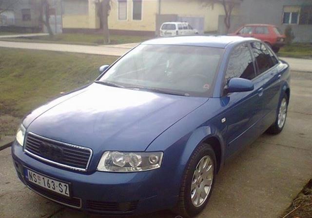 Audi-A4-t-Quattro--01-