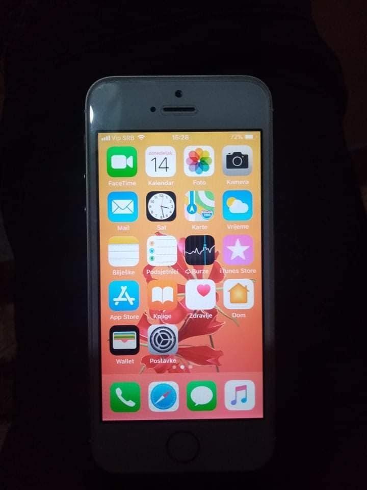 Iphone-5s-gold