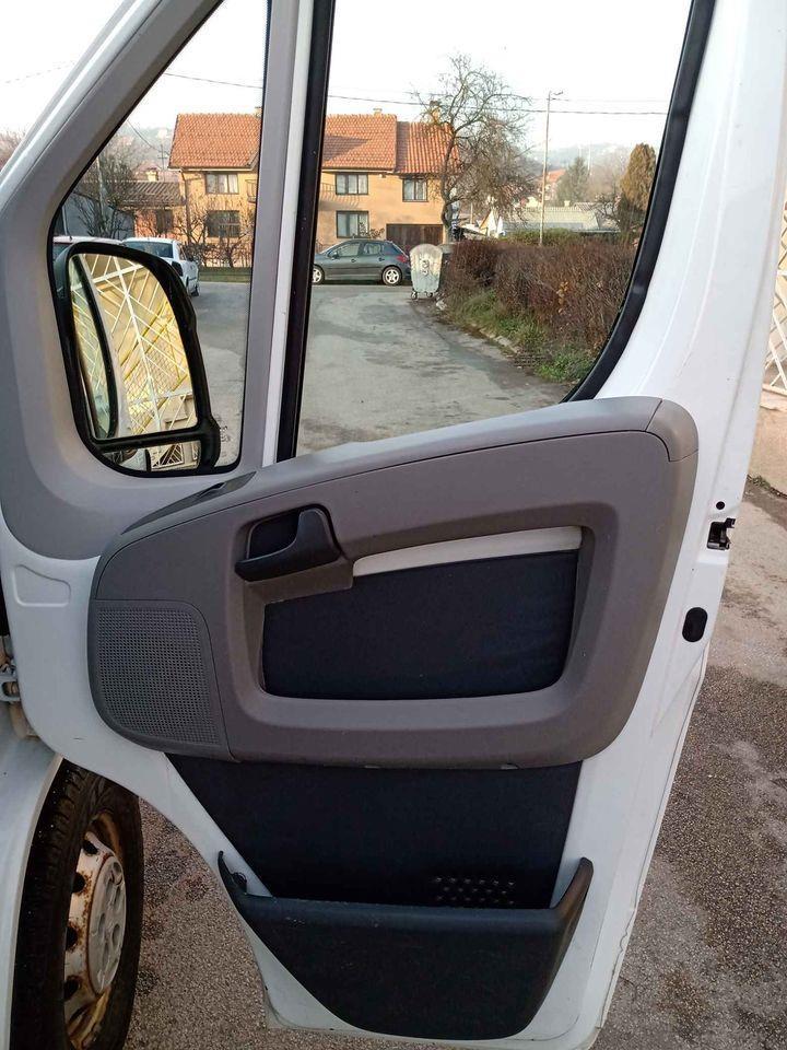 CITROEN-JUMPER-2-2-HDI-09