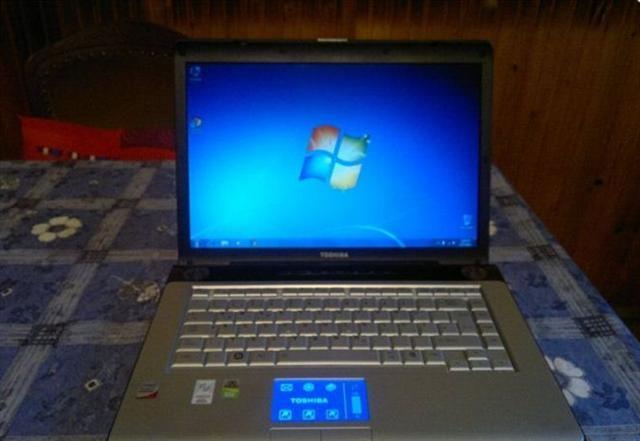 Toshiba-A200--odlično-stanje