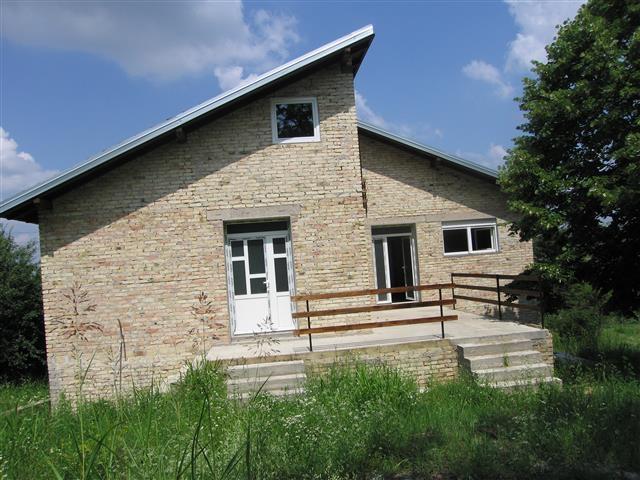 Kuca-od-236m2-u-Zelenoj-zoni
