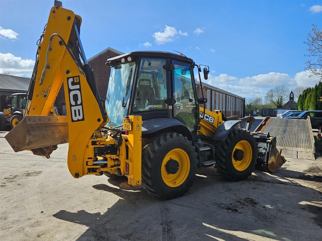 2018-JCB-4CX