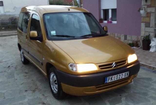 Citroen Berlingo 1.4 plin -02 