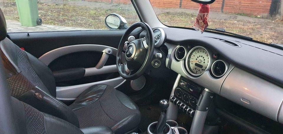 MINI-COOPER-1-6-BENZ-EXTRA