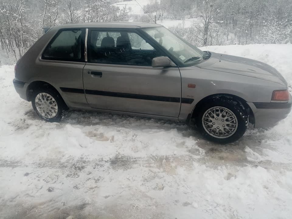 Mazda-323