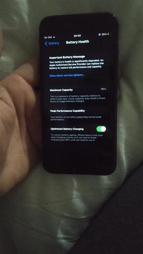 Prodajem Iphone 8