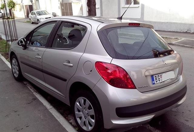 Peugeot-207-1-4-HDi--07
