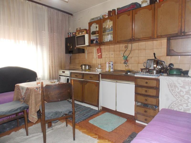 -NIŠ---CENTAR---KUĆA---318m2