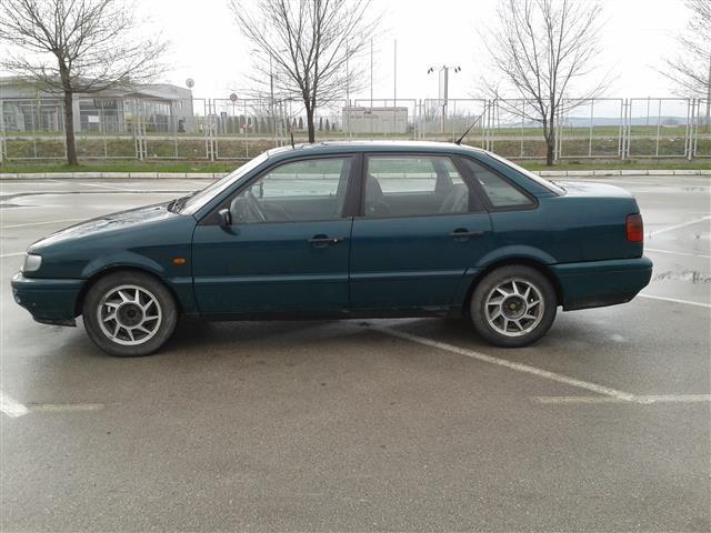 VW-Passat-B4--96