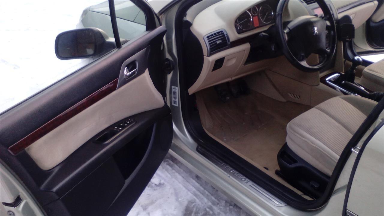 Peugeot-407sw-2004