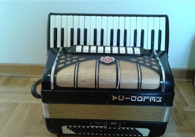 Melodija, 80 basova