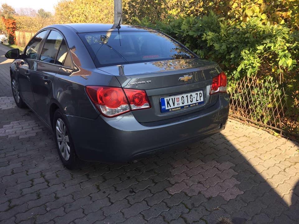Chevrolet-Cruze