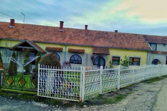 Seosko domacinstvo-Topola