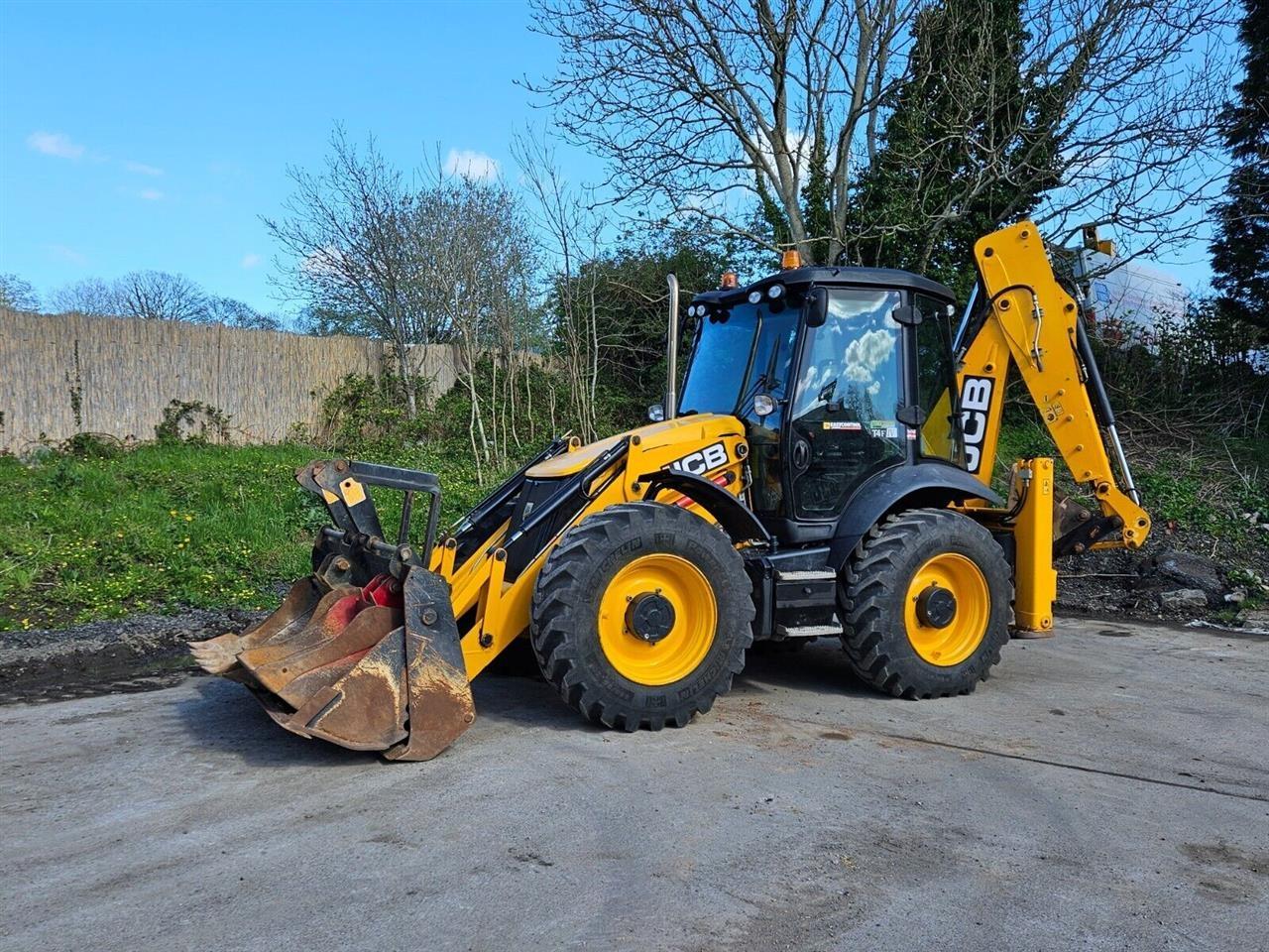 2018-JCB-4CX