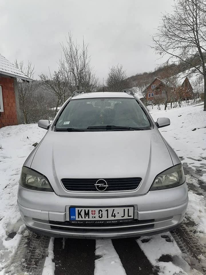 Opel-Astra