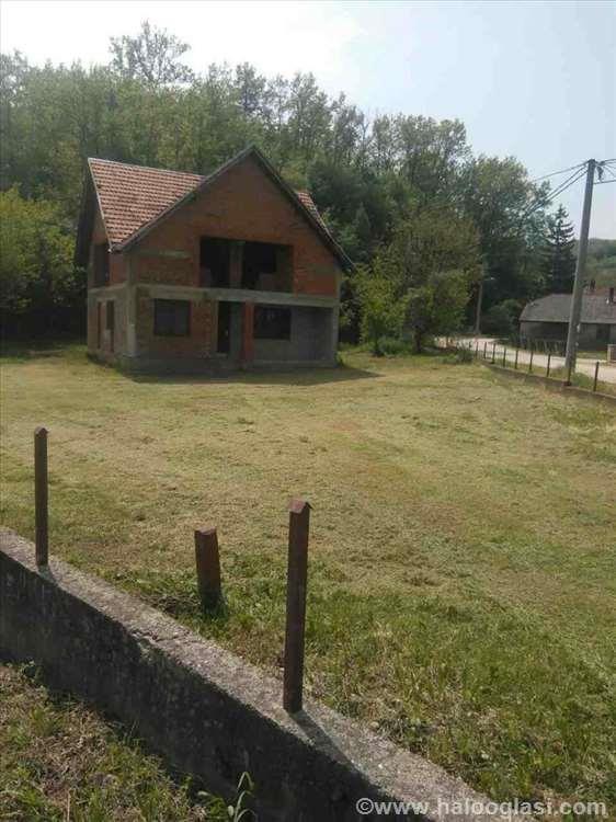 Kuca-na-prodaju-Topola-Blaznava