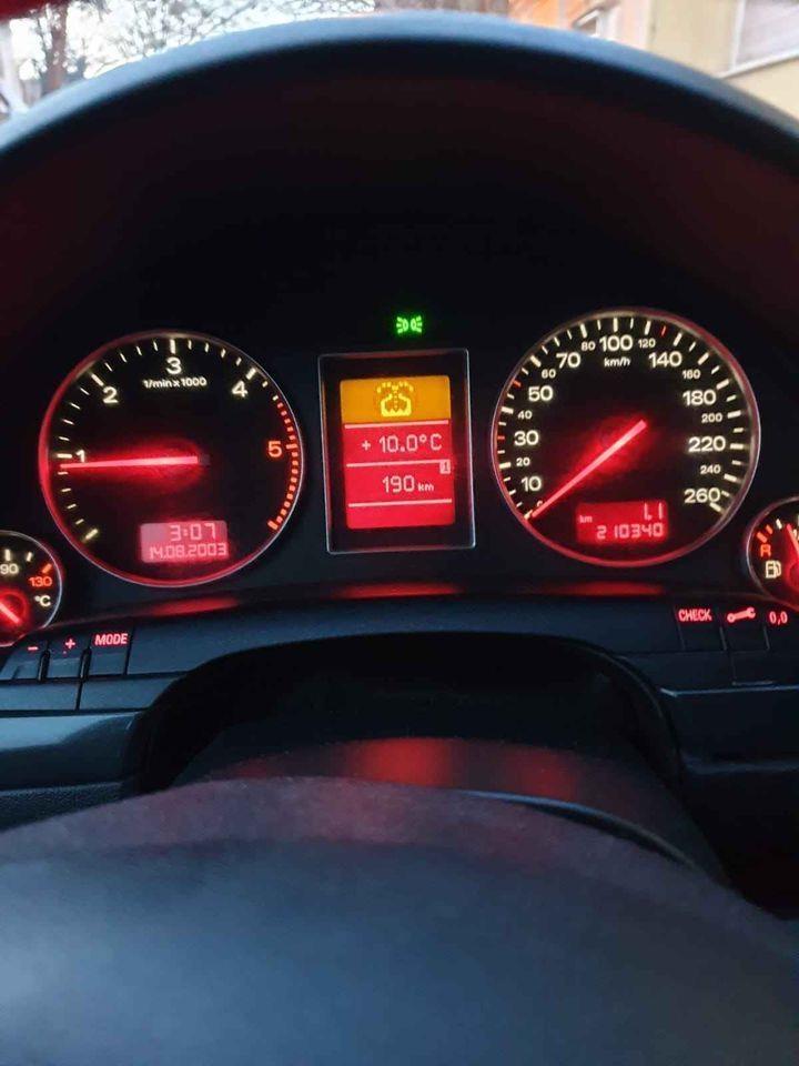 Audi-a4-2004-6b-131