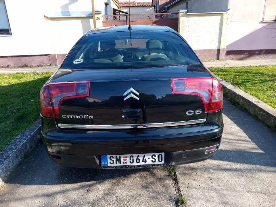 Prodajem-citroen-C5-1-6-hdi-2007-god-