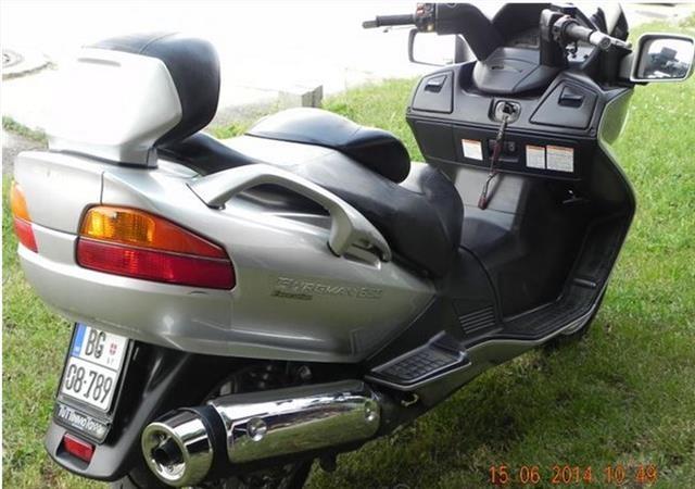 BURGMAN-650--ABS--EXECUTIVE