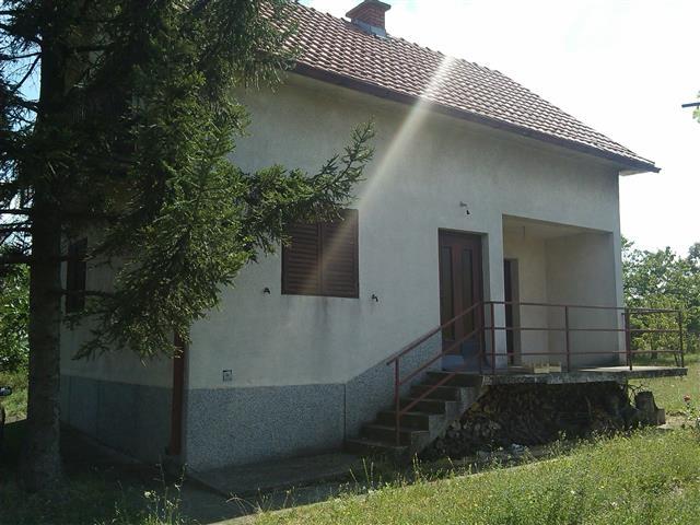 Vikend kuca 90m2 u Kamendolu