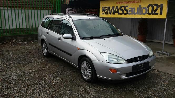 Ford Focus 1.8 TDCI -01