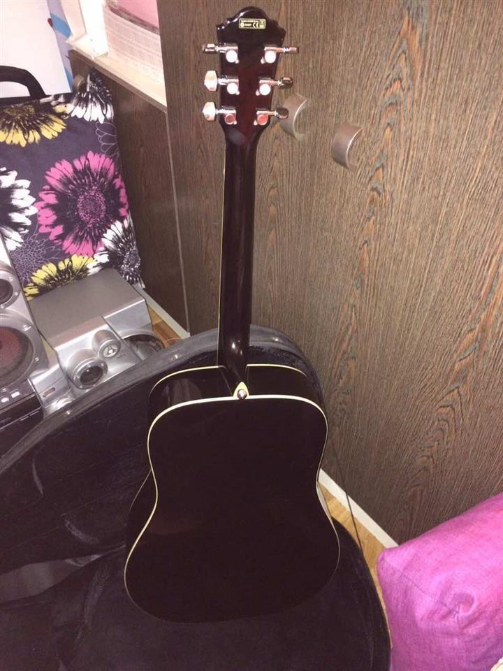 Gitara-Ibanez-V72-E-BK