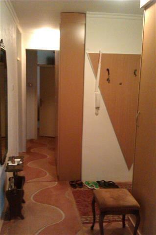Stan-od-80m2---Centar-pravni