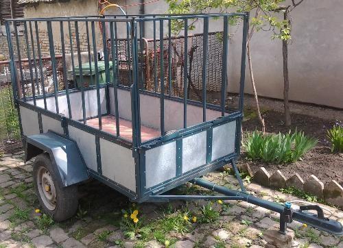 Auto-prikolica