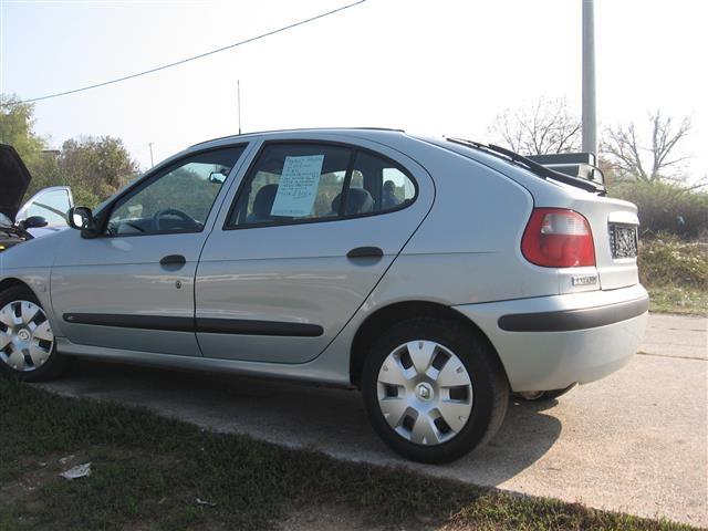 Renault Megane - 02