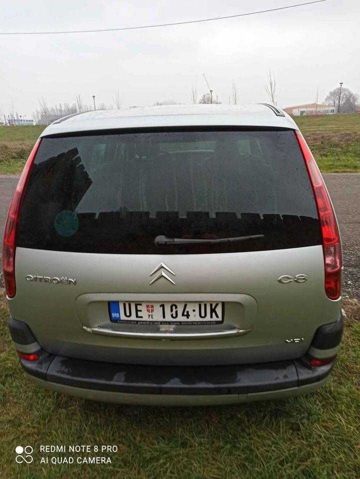 Citroen-C8