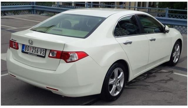 Honda-Accord-iDTEC--08--