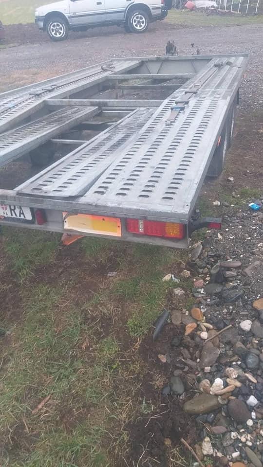 Auto-slep-prikolica