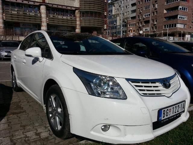 Toyota Avensis -11