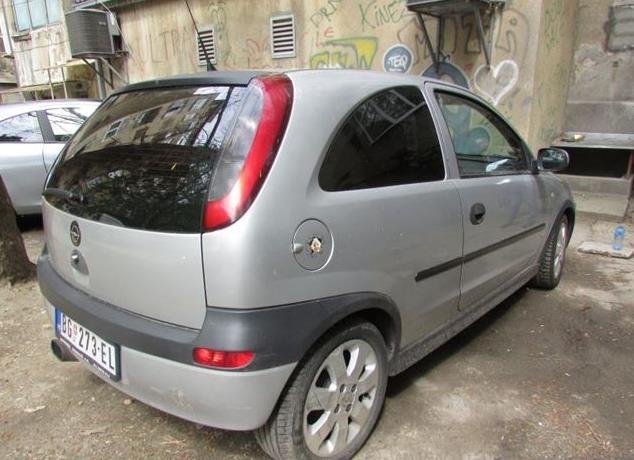 Opel Corsa C -03