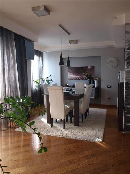 Stan-na-Vracaru-230m2