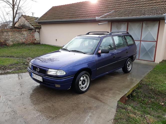 Opel astra 1.6 benzin plin sekvend