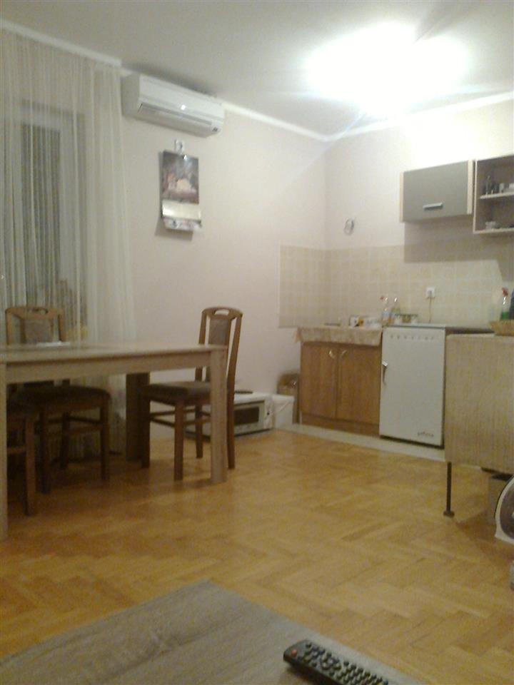 Stan-42m2-POVOLJNO-