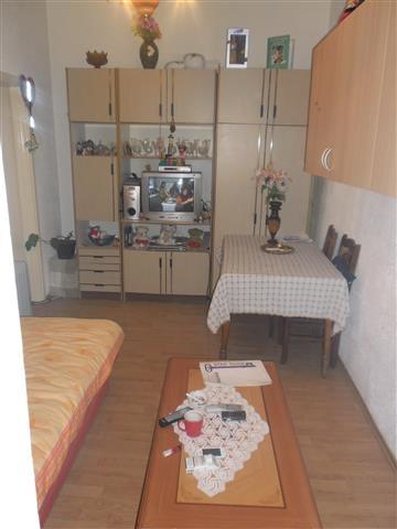 Stan-30m2-Zemun