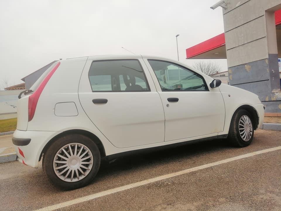 Fiat-Punto-1-2-8v