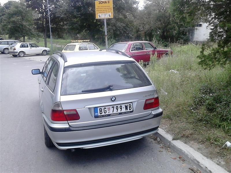 BMW-320d--03