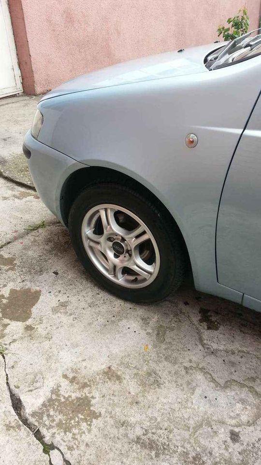 Fiat-punto-12-8v