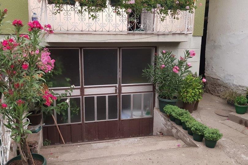 2-kuce-na-jednom-placu