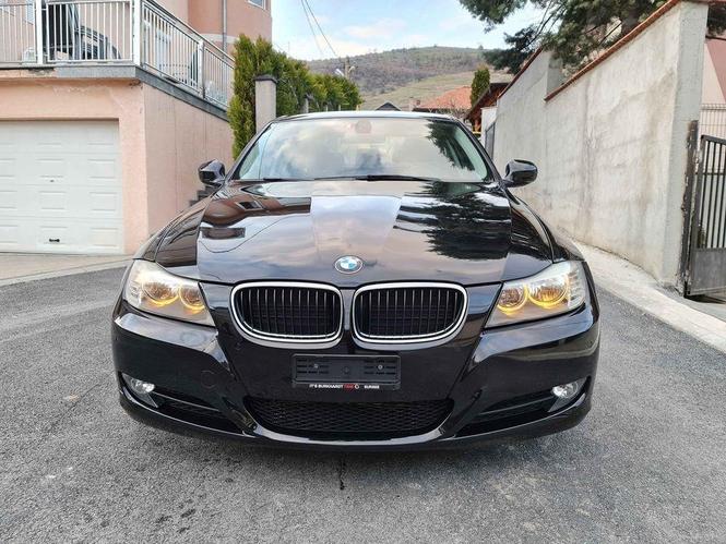 BMW 320 D 163 PS 2011 GOD