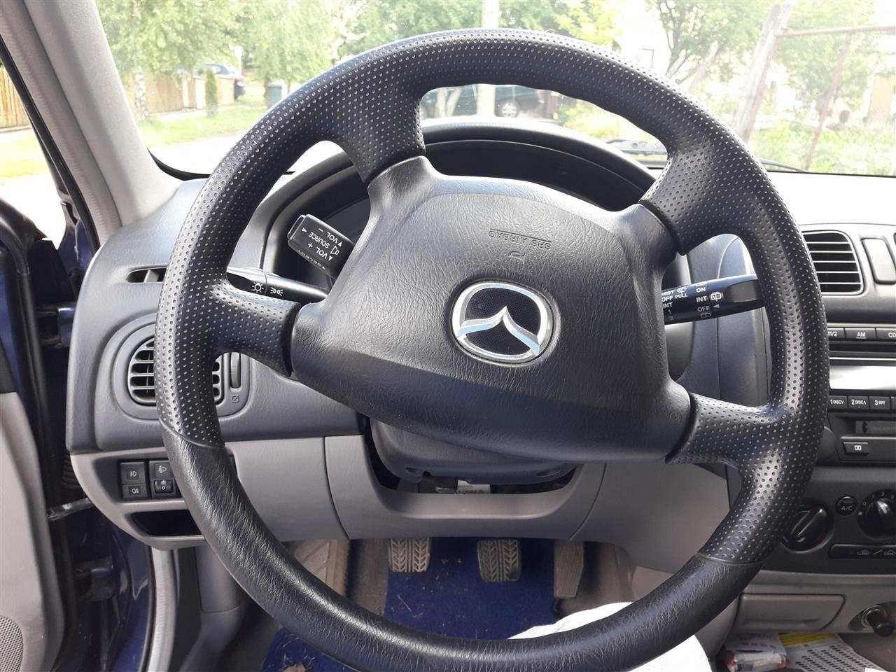 Mazda323f