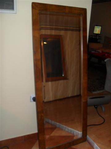 Vitrine-Komode-Ogledalo