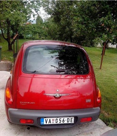 Chrysler-PT-Cruiser--01