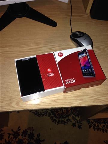 Motorola-RAZR-XT910
