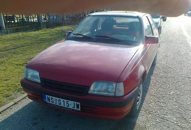 Opel Kadett 1.3s -87